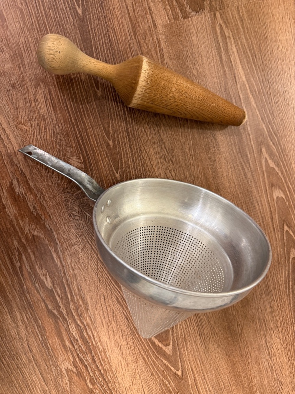 Stainless Steel Conical Strainer - Silver